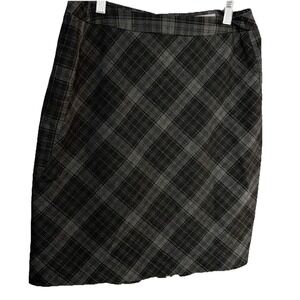 Merona Collection Sz 6 Gray Plaid Skirt Pleated Back Knee Length Academia Indie